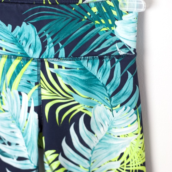 Old Navy Active Leggings - Kids Size 14/ XL - palm leaf print blue/ green - Picture 4 of 6